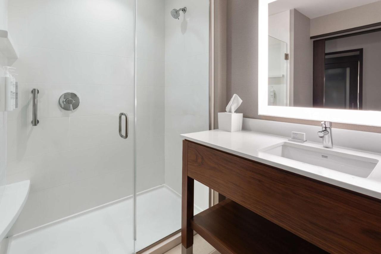 Hampton Inn By Hilton Nashville Airport Century Place Εξωτερικό φωτογραφία