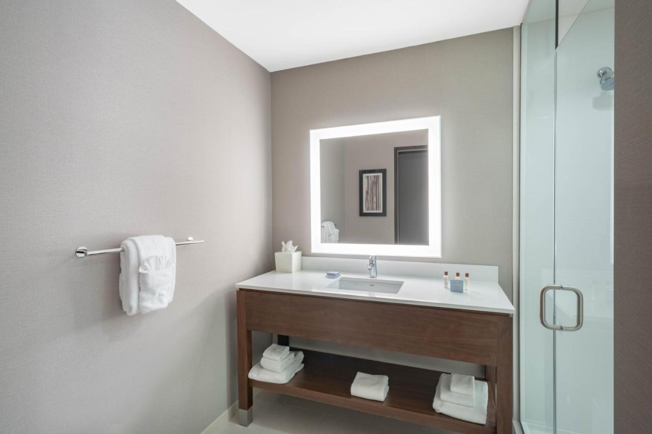 Hampton Inn By Hilton Nashville Airport Century Place Εξωτερικό φωτογραφία